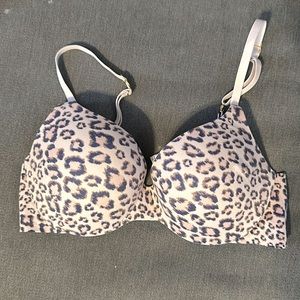 Victoria’s Secret Light Push-Up Bra 34C
